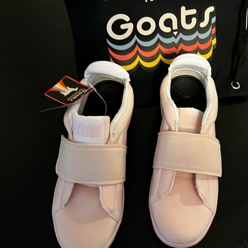Goats Pink lace-free sneakers